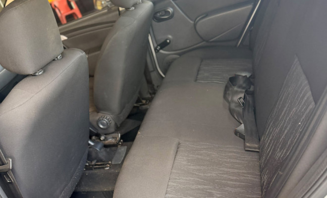 Renault SANDERO Expression Hi-Flex 1.0 16V 5p 2013 Flex-9