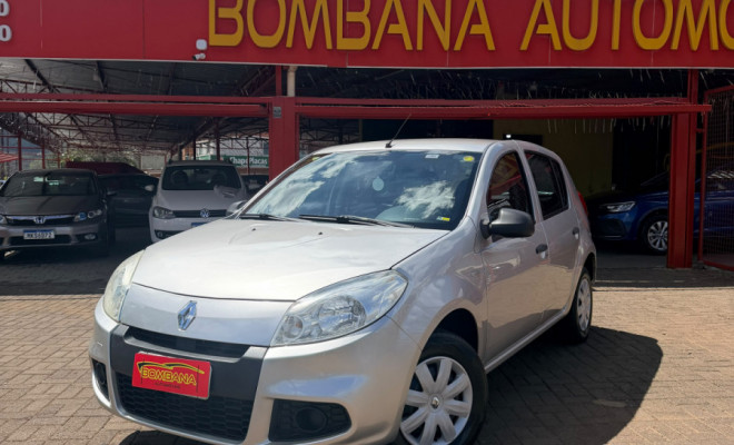 Renault SANDERO Expression Hi-Flex 1.0 16V 5p 2013 Flex