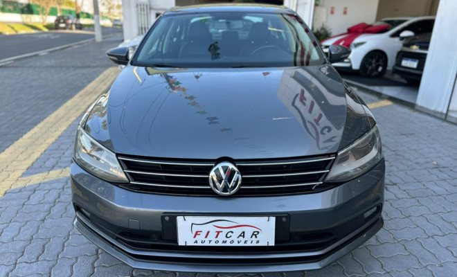 VW - VolksWagen JETTA Comfortline 2.0 T.Flex 8V 4p Tipt. 2016 Flex