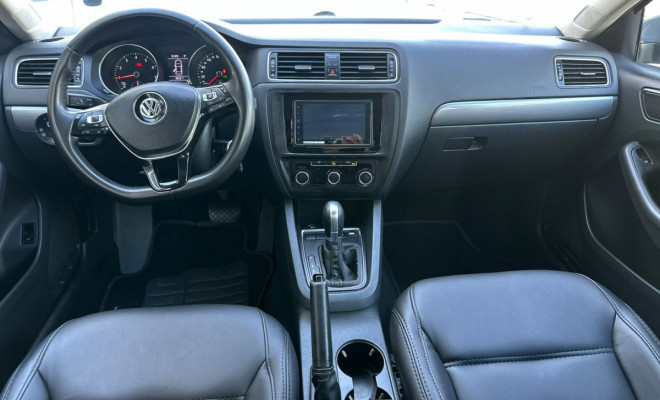 VW - VolksWagen JETTA Comfortline 2.0 T.Flex 8V 4p Tipt. 2016 Flex-8