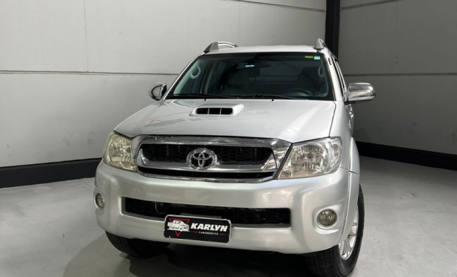 Toyota Hilux CD SR D4-D 4x4 3.0  TDI Dies. 2010 Diesel-7