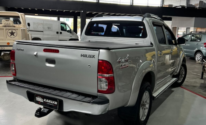 Toyota Hilux CD SR D4-D 4x4 3.0  TDI Dies. 2010 Diesel-6