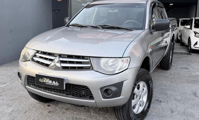 Mitsubishi L200 Triton GLS 3.2 CD TB Int.Diesel Mec 2012 Diesel