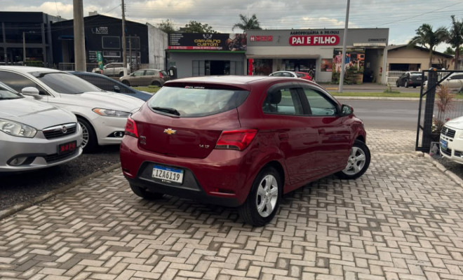 GM - Chevrolet ONIX HATCH LT 1.4 8V FlexPower 5p Mec. 2019 Flex-2