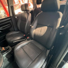 VW - VolksWagen Golf 1.6Mi/ 1.6Mi Gener./Black & Silver 2003 Gasolina-8