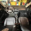 VW - VolksWagen Golf 1.6Mi/ 1.6Mi Gener./Black & Silver 2003 Gasolina-7