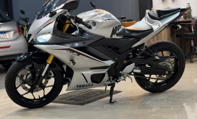 YAMAHA YZF R-3 321/ABS 2021 Gasolina-1