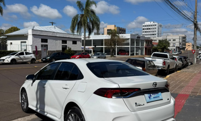 Toyota Corolla XEi 2.0 Flex 16V Aut. 2022 Flex-9