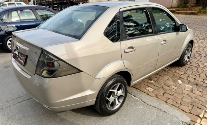 Ford Fiesta SE 1.6 8V Flex 5p 2014 Flex-2