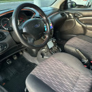 Ford Focus Sedan 2.0 L FC - 2006-9
