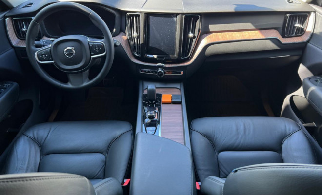 Volvo XC 60 T-8 Plus 2.0 AWD (Híbrido) 2023 Híbrido-8