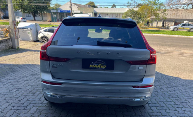 Volvo XC 60 T-8 Plus 2.0 AWD (Híbrido) 2023 Híbrido-2