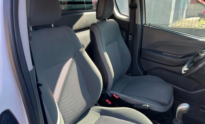 GM - Chevrolet MONTANA LS 1.4 ECONOFLEX 8V 2p 2015 Flex-9