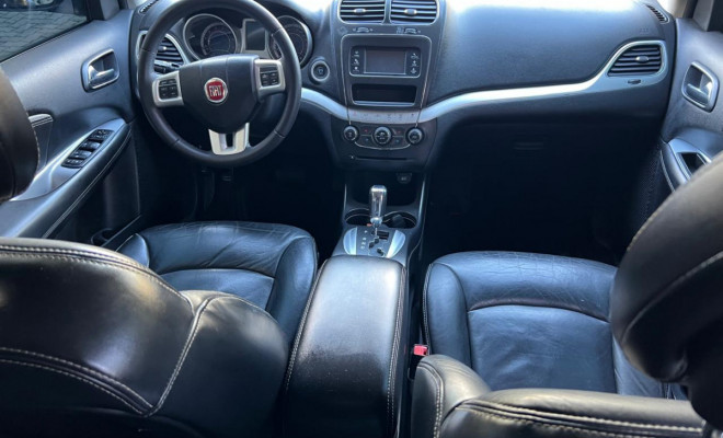 Fiat FREEMONT EMOT./PRECISION 2.4 16V 5p Aut. 2012 Gasolina-8