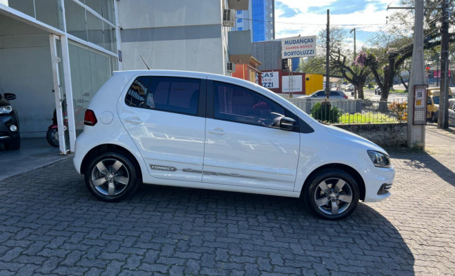 VW - VolksWagen Fox Connect 1.6 Flex 8V 5p 2019 Flex-0