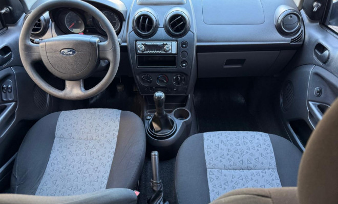 Ford Fiesta Sed. 1.6 8V Flex 4p 2011 Flex-8