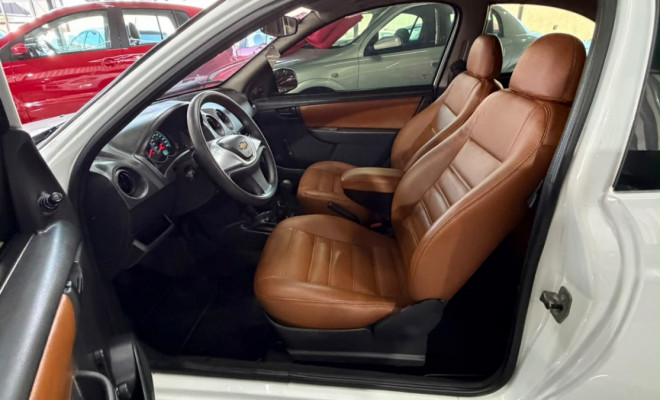 GM - Chevrolet Celta Life/ LS 1.0 MPFI 8V FlexPower 3p 2014 Flex-9