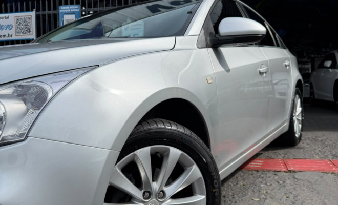 GM - Chevrolet CRUZE LT 1.8 16V FlexPower 4p Aut. 2015 Flex-1