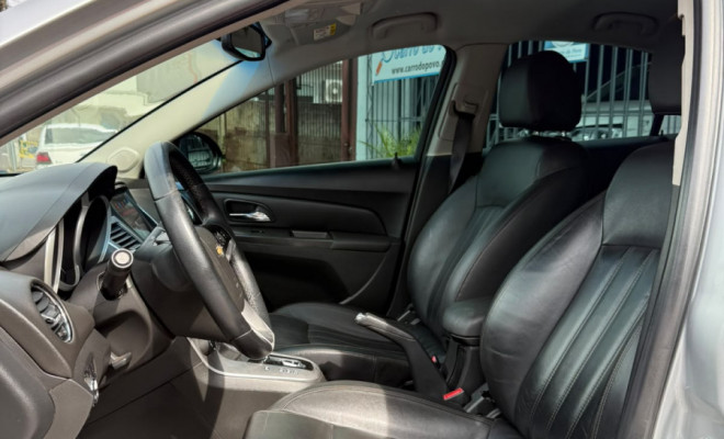 GM - Chevrolet CRUZE LT 1.8 16V FlexPower 4p Aut. 2015 Flex-9