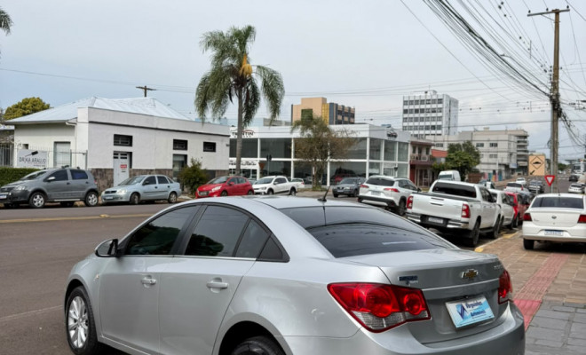 GM - Chevrolet CRUZE LT 1.8 16V FlexPower 4p Aut. 2015 Flex-12