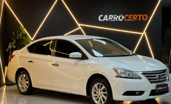 Nissan Sentra SV 2.0 Aut. 2014 Flex   Conforto e espaço