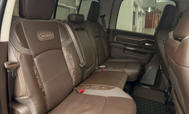 RAM 3500 LIMITED LONGHORN 6.7 TB CD Diesel 2025 Diesel-9