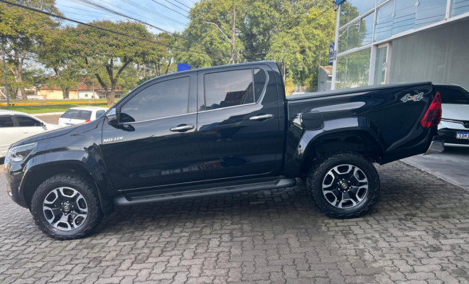 Toyota Hilux CD SRX 4x4 2.8 TDI 16V Diesel Aut. 2024 Diesel-4