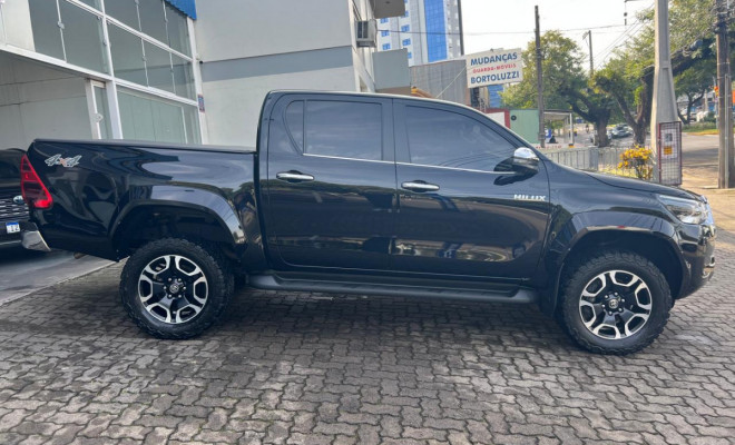 Toyota Hilux CD SRX 4x4 2.8 TDI 16V Diesel Aut. 2024 Diesel-0