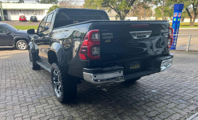 Toyota Hilux CD SRX 4x4 2.8 TDI 16V Diesel Aut. 2024 Diesel-3
