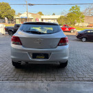 GM - Chevrolet ONIX HATCH LT 1.0 8V FlexPower 5p Mec. 2015 Flex-2