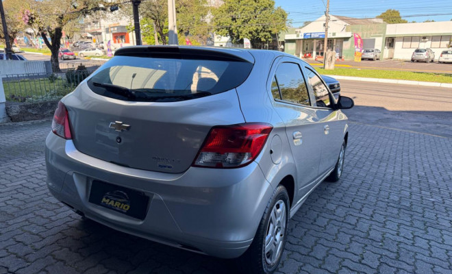 GM - Chevrolet ONIX HATCH LT 1.0 8V FlexPower 5p Mec. 2015 Flex-1