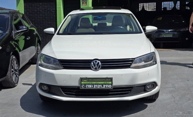 VW - VolksWagen JETTA Comfortline 2.0 T.Flex 8V 4p Tipt. 2014 Flex-0