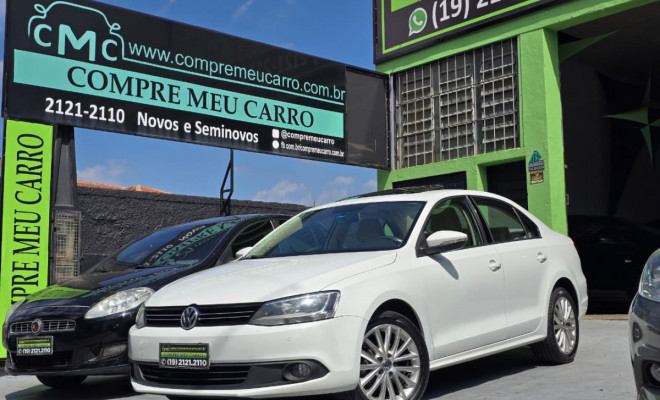 VW - VolksWagen JETTA Comfortline 2.0 T.Flex 8V 4p Tipt. 2014 Flex