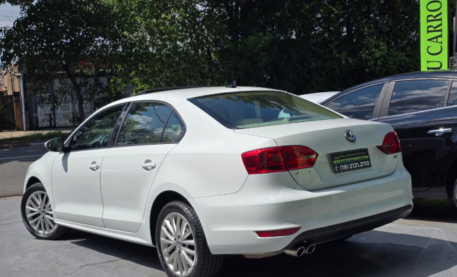 VW - VolksWagen JETTA Comfortline 2.0 T.Flex 8V 4p Tipt. 2014 Flex-9