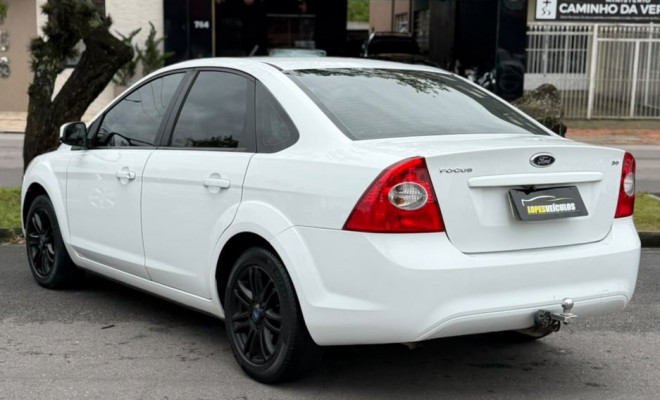 Ford Focus Sedan 2.0 16V/2.0 16V Flex 4p 2013 Flex-2