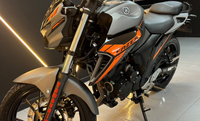 YAMAHA FZ25 250 FAZER CONNECTED 2025 Gasolina-1