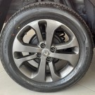 SANDERO STEPWAY 1.6 2015 - Só 81 Mil Km, Completo e com Pneus Novos!-11