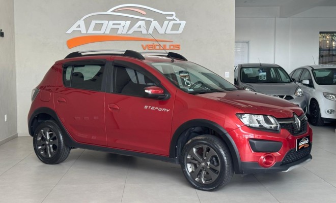 SANDERO STEPWAY 1.6 2015 - Só 81 Mil Km, Completo e com Pneus Novos!-13