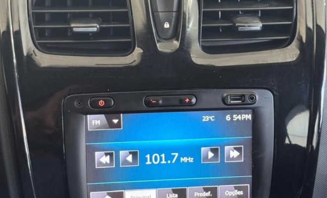 SANDERO STEPWAY 1.6 2015 - Só 81 Mil Km, Completo e com Pneus Novos!-10