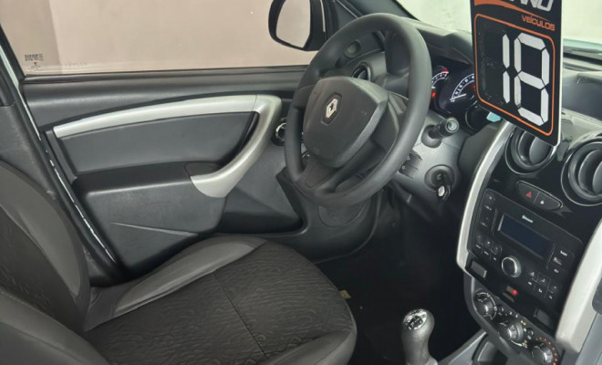 DUSTER Expression 1.6 2018 - SUV Alta, Robusta e Completa para o Dia a Dia!-10