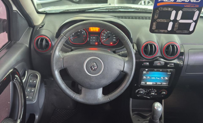SANDERO STEPWAY 1.6 2014 - Só 102 Mil Km, Completo e com Visual Aventureiro!-11
