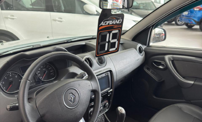 DUSTER Dynamique 1.6 Mec. 2015 - Completíssima, com Couro e Multimídia!-4
