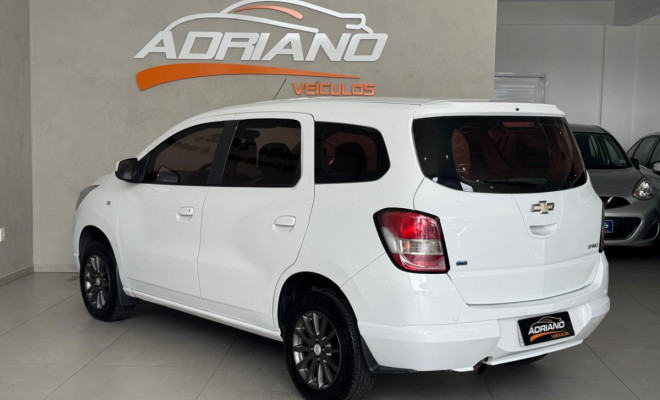 SPIN LT 1.8 Aut. 2013 - Automática, Completa e Espaço pra Família Toda!-17