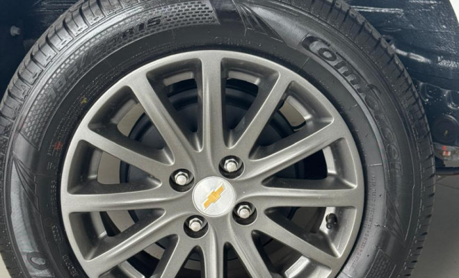 SPIN LT 1.8 Aut. 2013 - Automática, Completa e Espaço pra Família Toda!-7
