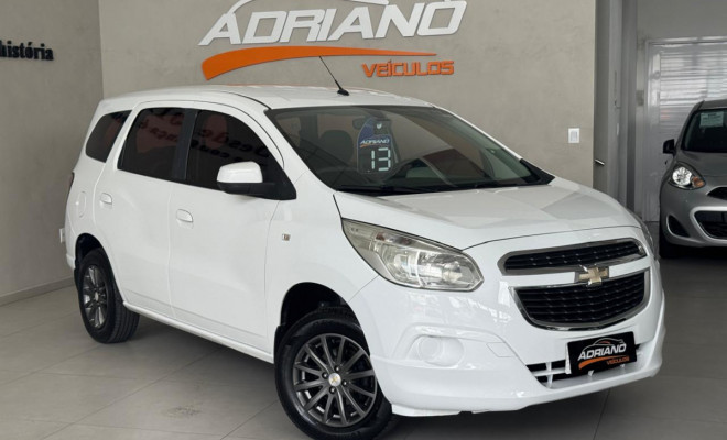 SPIN LT 1.8 Aut. 2013 - Automática, Completa e Espaço pra Família Toda!-16