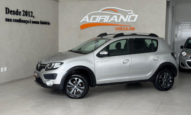 SANDERO STEPWAY Easy R Dynamique 1.6 2018 - Câmbio Automatizado, Couro e Completíssimo!-16