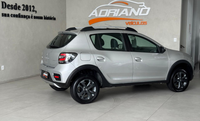 SANDERO STEPWAY Easy R Dynamique 1.6 2018 - Câmbio Automatizado, Couro e Completíssimo!-17