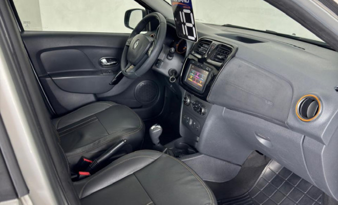 SANDERO STEPWAY Easy R Dynamique 1.6 2018 - Câmbio Automatizado, Couro e Completíssimo!-6