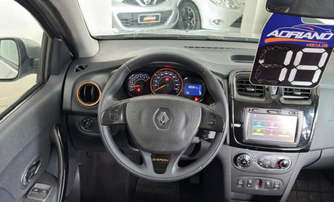 SANDERO STEPWAY Easy R Dynamique 1.6 2018 - Câmbio Automatizado, Couro e Completíssimo!-9