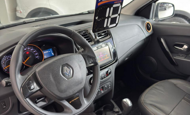 SANDERO STEPWAY Easy R Dynamique 1.6 2018 - Câmbio Automatizado, Couro e Completíssimo!-10